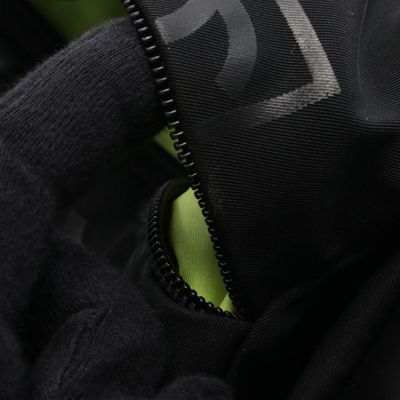 香奈兒運動系列 COCO 標誌單背包 A26709 尼龍橡膠黑色二手男士 CC-9