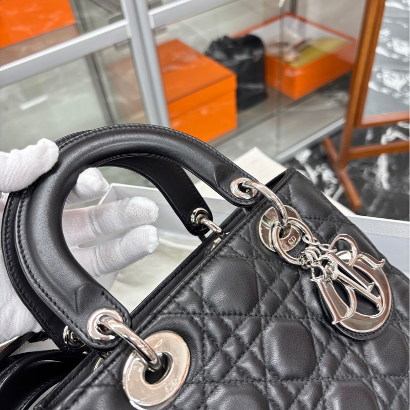 【98新】 Dior 黑銀徽章肩帶 四格戴妃 手提包單肩包斜挎包-4