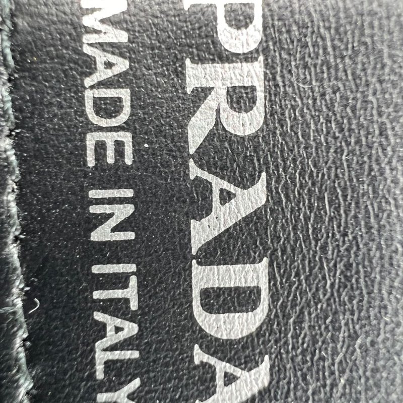 Prada Diagramme 黑色菱格皮革鍊條單肩包-2