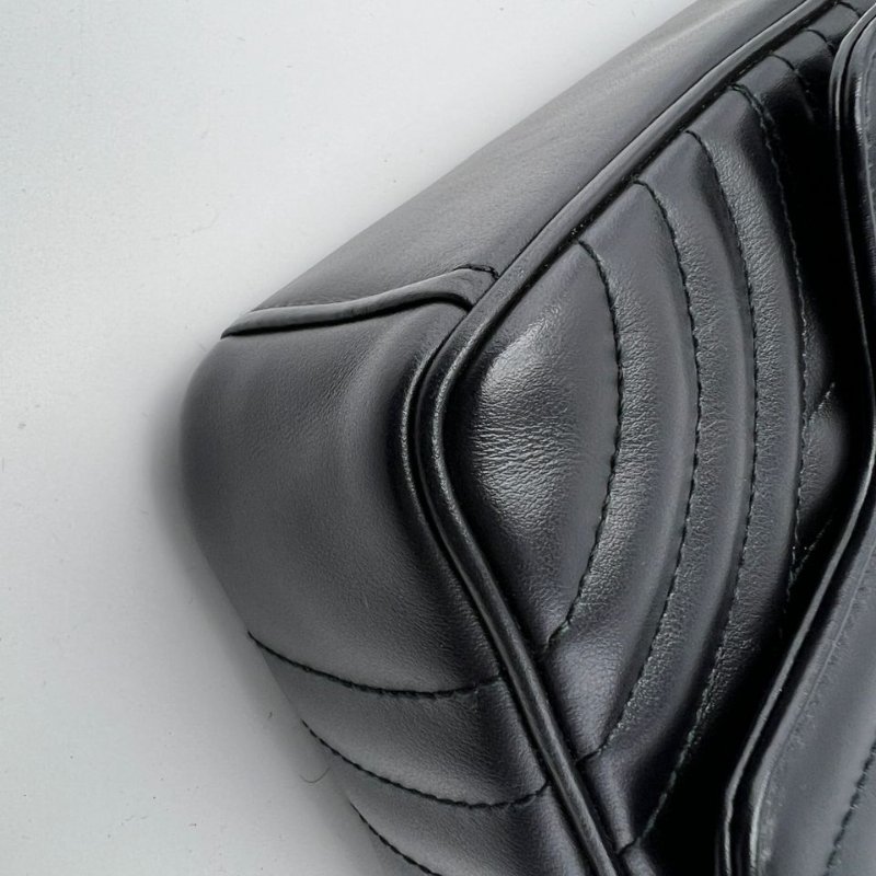 Prada Diagramme 黑色菱格皮革鍊條單肩包-10