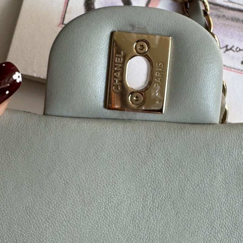 🥰99成新 閒置未用 Chanel 灰藍色金雙C小方胖-3