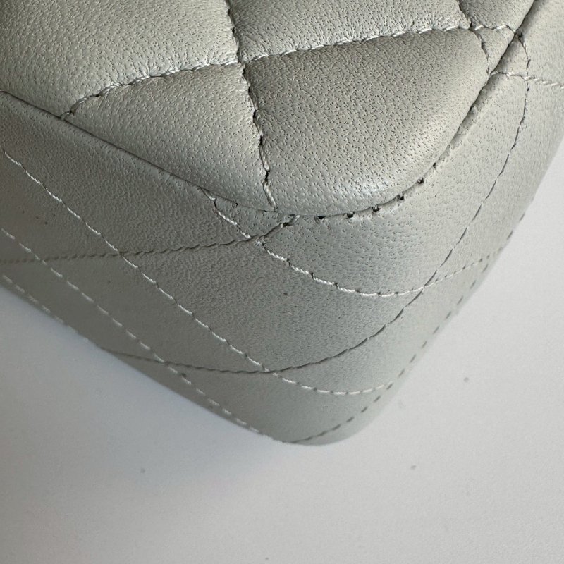 🥰99成新 閒置未用 Chanel 灰藍色金雙C小方胖-7