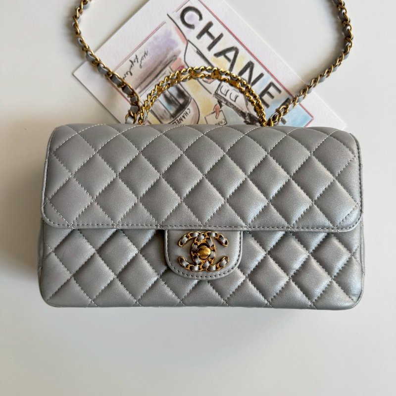 😍顏色超美的名媛感 Chanel 珍珠光澤灰藍色手提肩背包-0