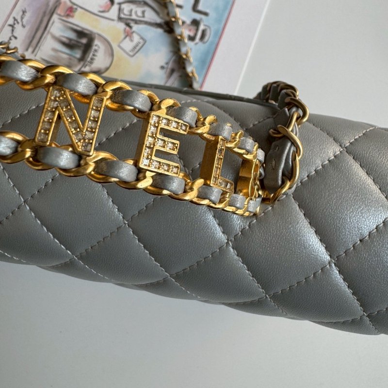 😍顏色超美的名媛感 Chanel 珍珠光澤灰藍色手提肩背包-13