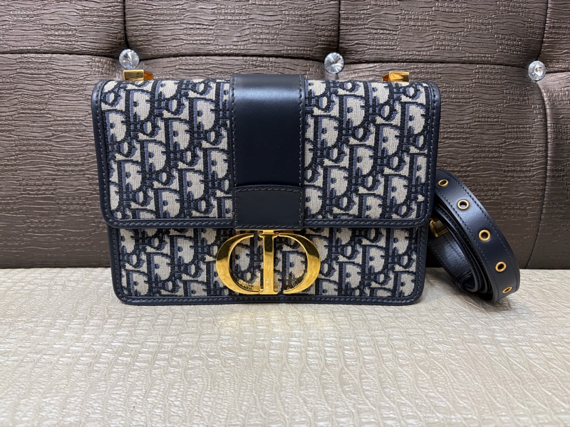Dior 藍緹花布金釦30 Montaigne 肩斜背包-0