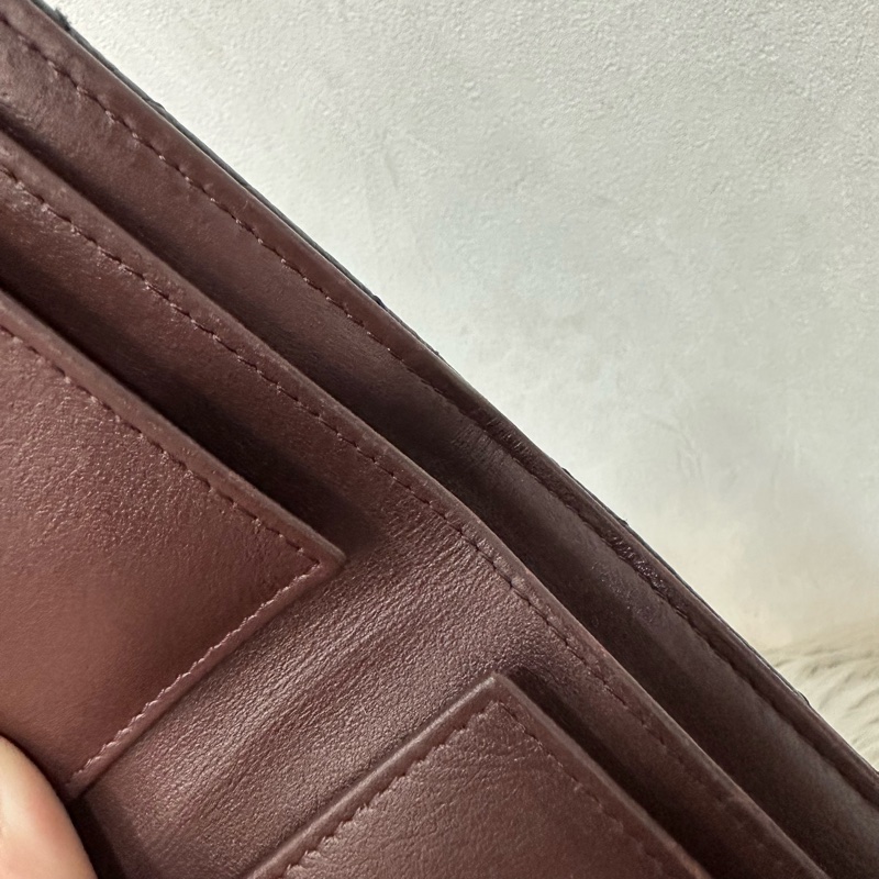 Chanel A82288 黑荔枝皮銀釦三折短夾-25