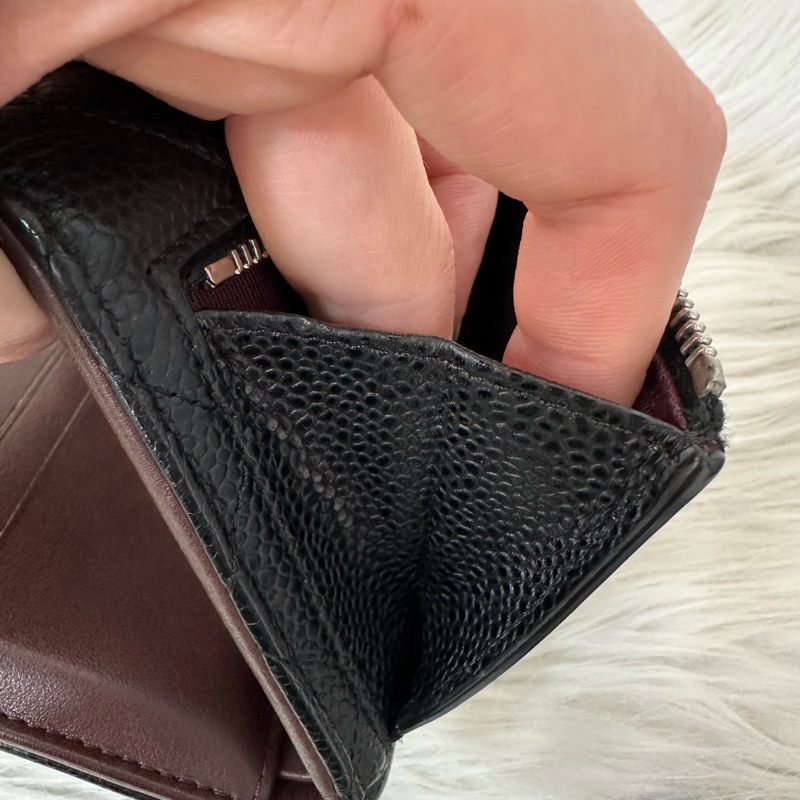 Chanel A82288 黑荔枝皮銀釦三折短夾-44