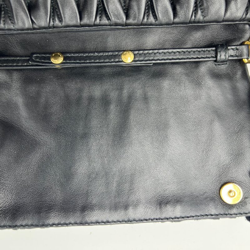 Miu Miu 皺褶手袋-6