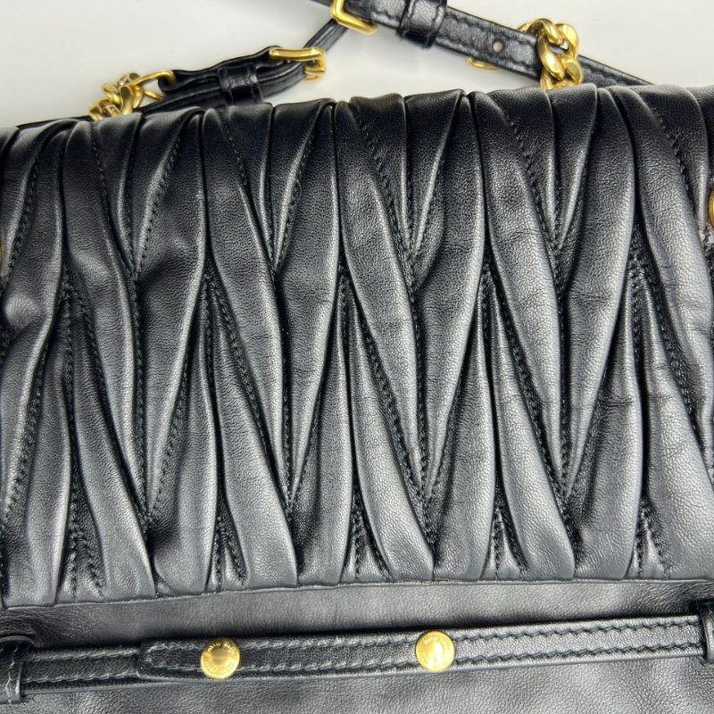 Miu Miu 皺褶手袋-7