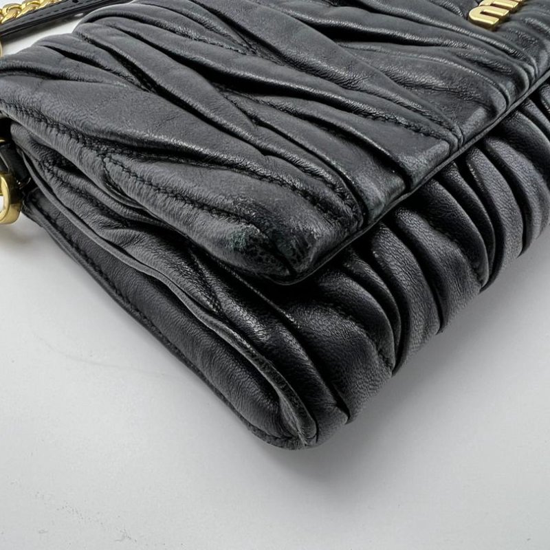 Miu Miu 皺褶手袋-14