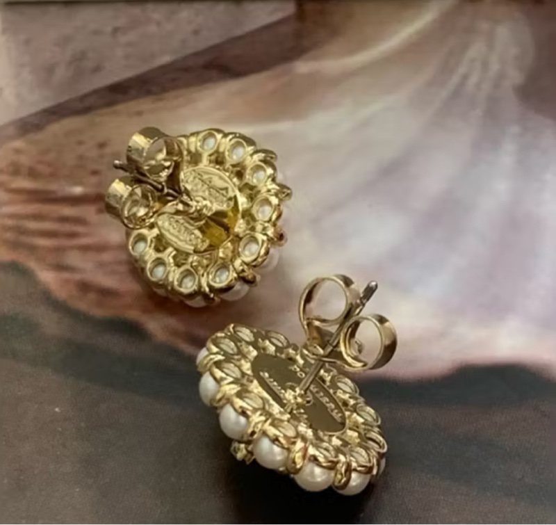 Vivienne Westwood 貝母珍珠法式復古耳環|現貨-1