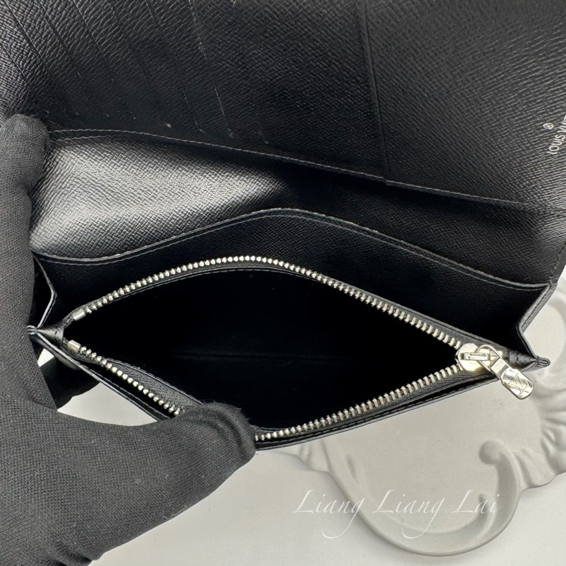 LOUIS VUITTON LV Brazza EPI水波紋對開黑色長夾-7