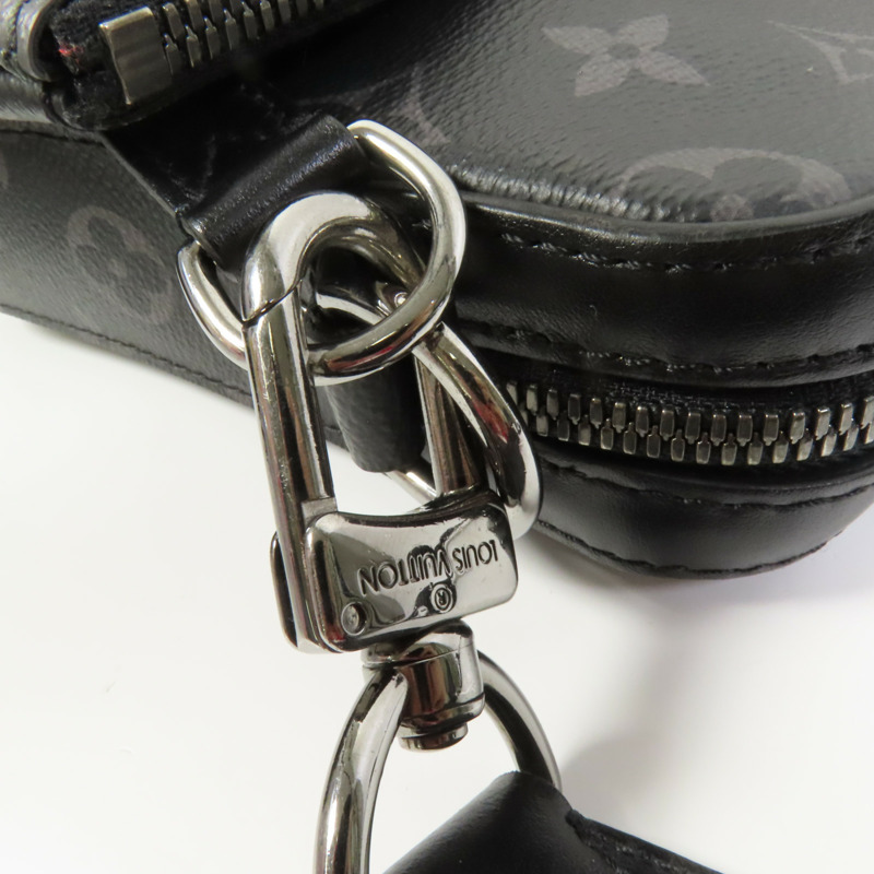 LOUIS VUITTON Monogram Eclipse Reverse Trio Messenger銀扣肩背袋灰色-6