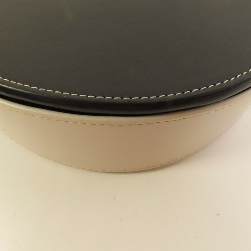 LOEWE 牛皮皮革Mini Heel Pouch肩背袋-13