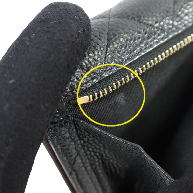 CHANEL 牛皮皮革Classic Flag Wallet金扣錢包-19