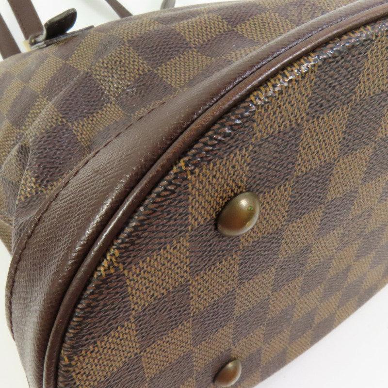 LOUIS VUITTON Damier Marais金扣肩背袋-11