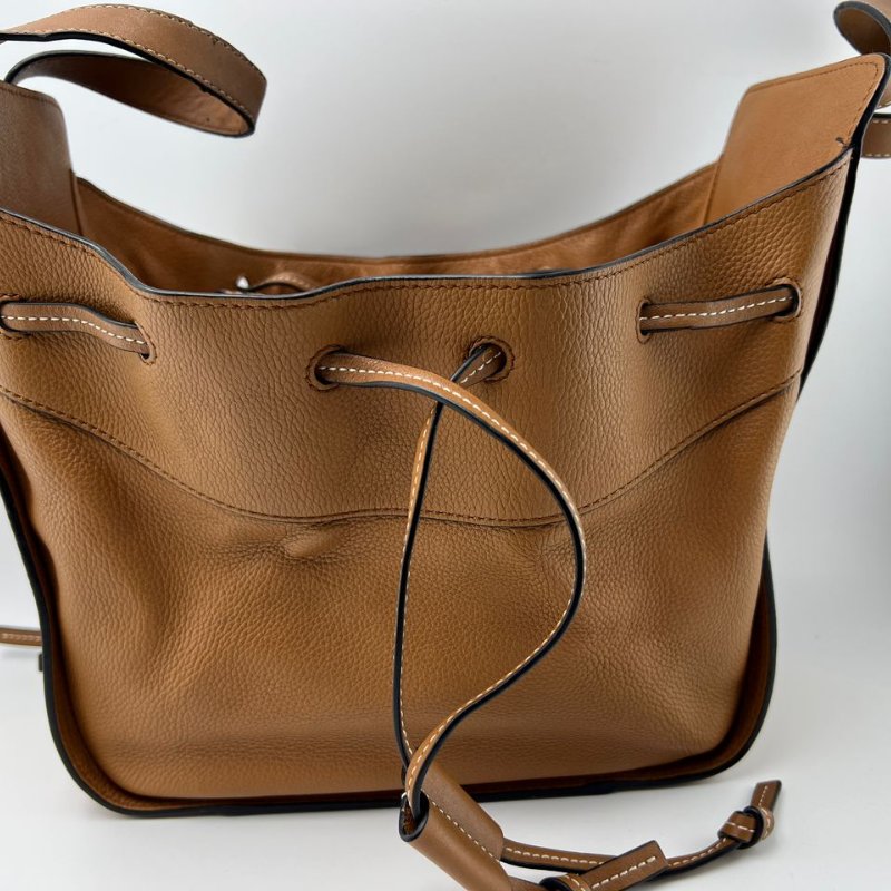 LOEWE Hammock 吊床包-11