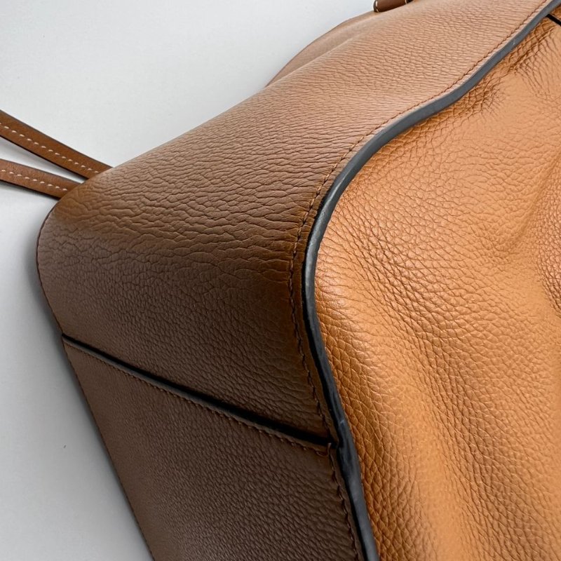 LOEWE Hammock 吊床包-12