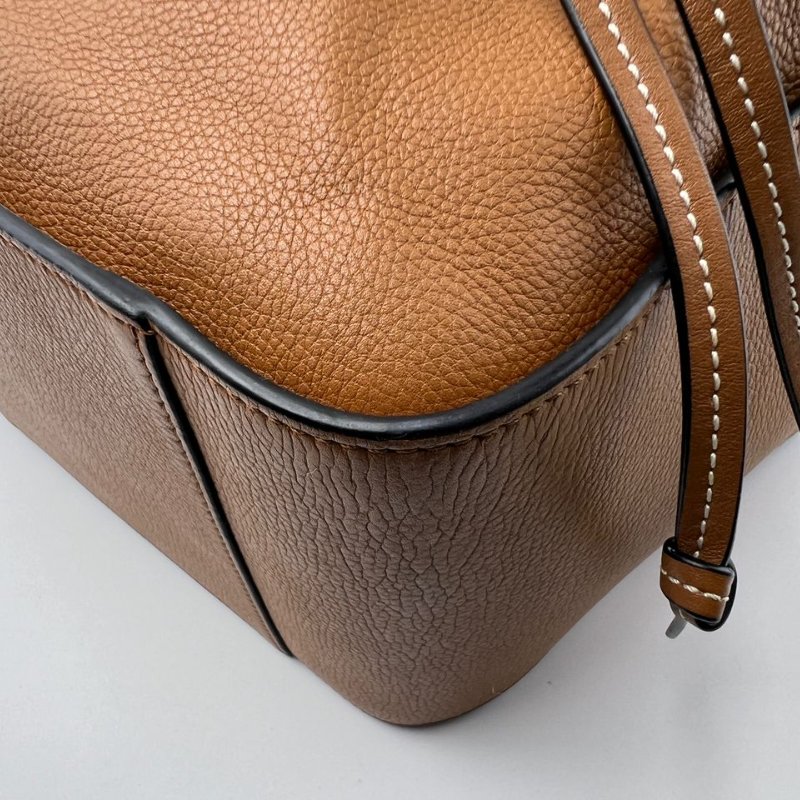 LOEWE Hammock 吊床包-13