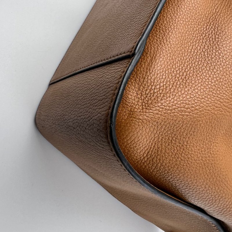 LOEWE Hammock 吊床包-14
