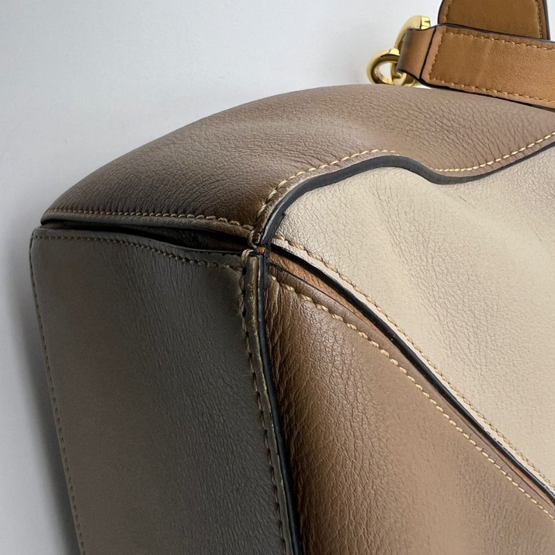 LOEWE Puzzle 拼色幾何包-11