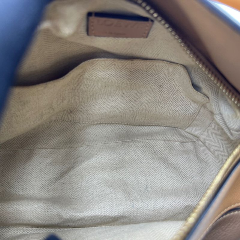 LOEWE Puzzle 拼色幾何包-12