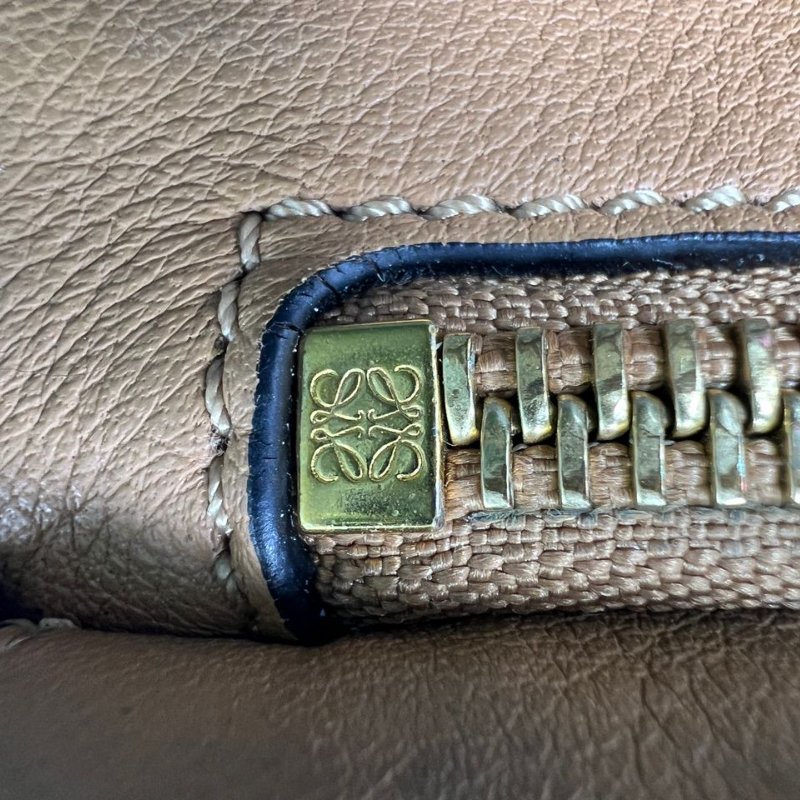 LOEWE Puzzle 拼色幾何包-13