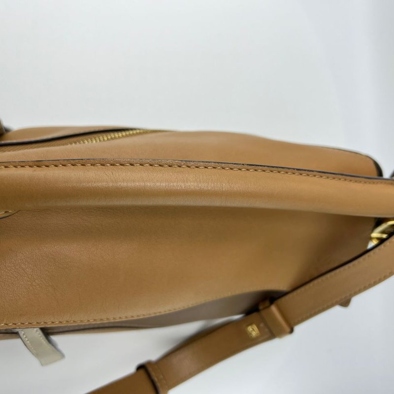 LOEWE Puzzle 拼色幾何包-20