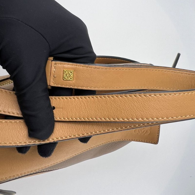 LOEWE Puzzle 拼色幾何包-21