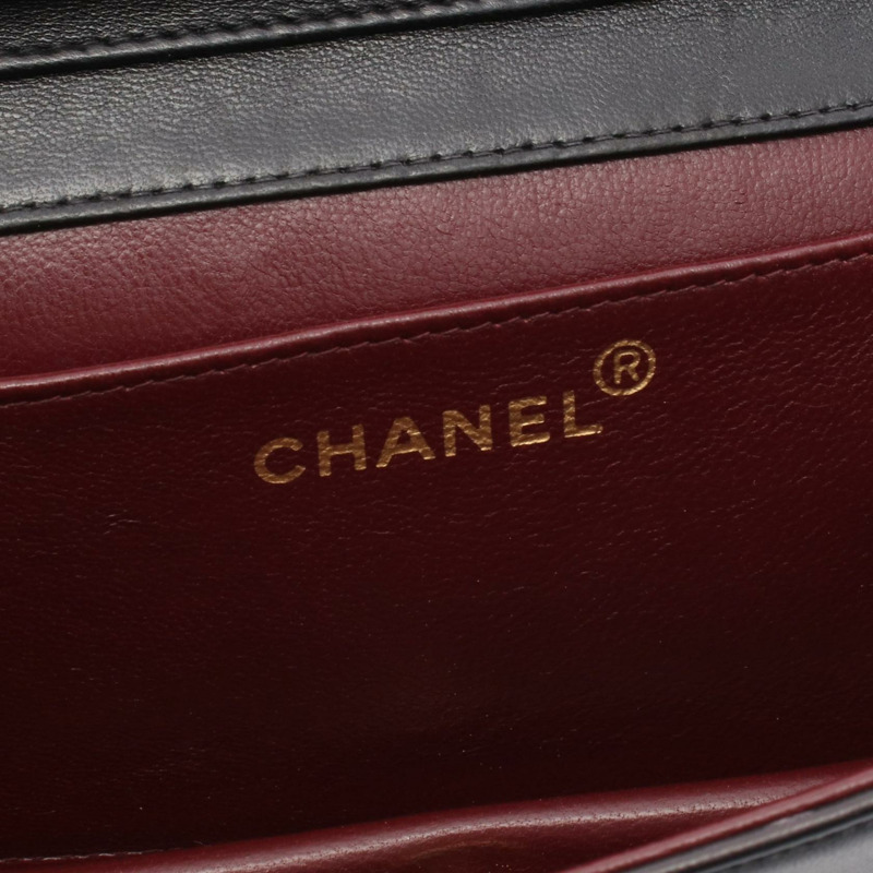 香奈兒迷你絎縫全翻蓋鏈條肩背斜背包,黑色皮革,二手-3