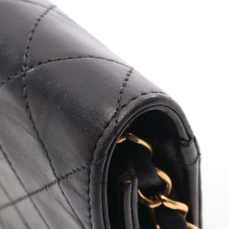 香奈兒迷你絎縫全翻蓋鏈條肩背斜背包,黑色皮革,二手-7