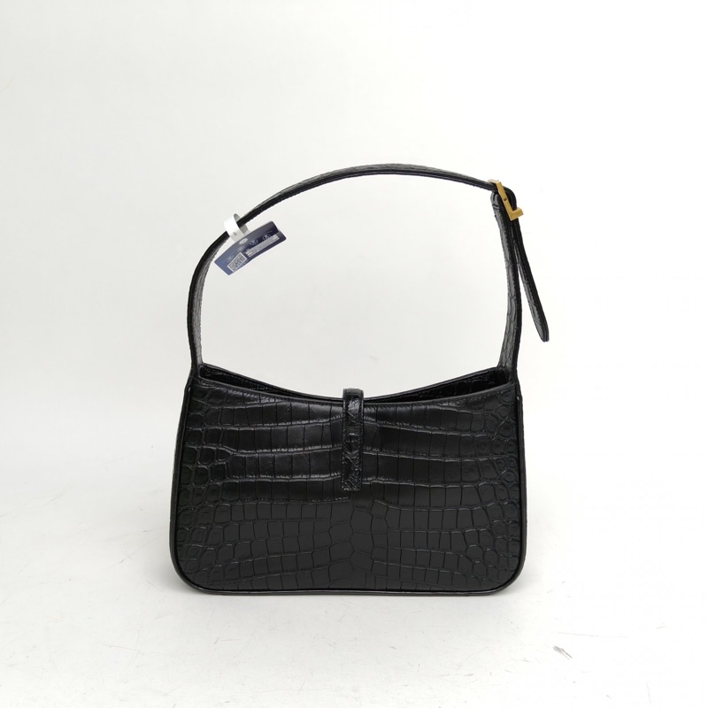 SAINT LAURENT LE5À7腋下包小號23鱷魚壓紋黑色牛皮金扣肩背包-2