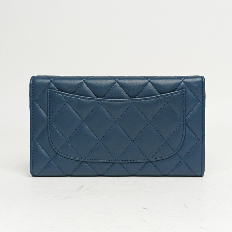 CHANEL 藍色羊皮22開銀扣CF翻蓋長款錢包-2
