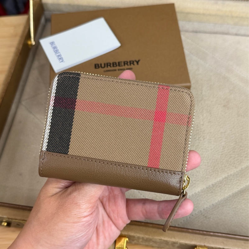 上架中🔑Burberry 經典格紋帆布拉鍊零錢包-0