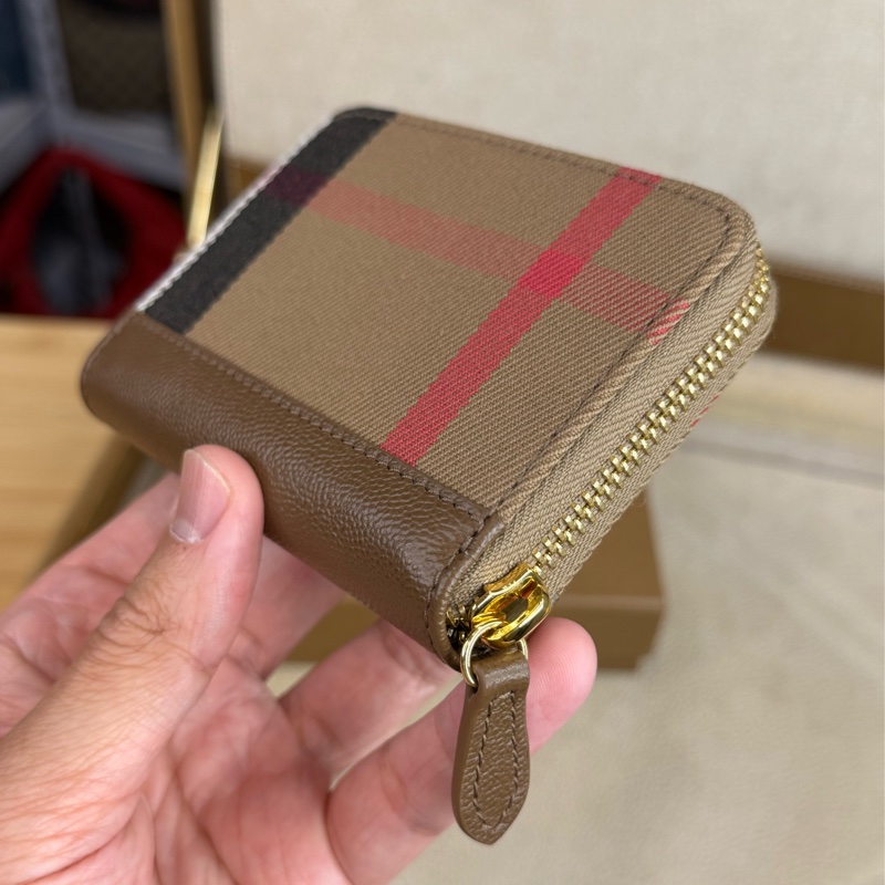 上架中🔑Burberry 經典格紋帆布拉鍊零錢包-3