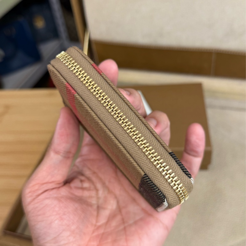 上架中🔑Burberry 經典格紋帆布拉鍊零錢包-10