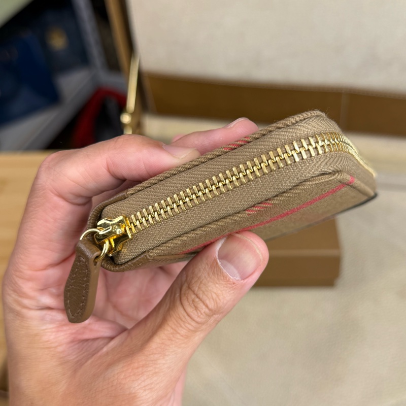 上架中🔑Burberry 經典格紋帆布拉鍊零錢包-11