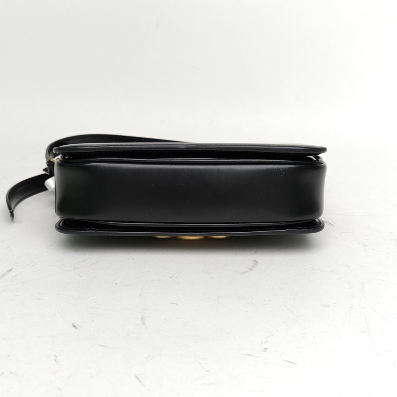 CELINE Triomphe凱旋門金屬鎖扣Teen18黑色牛皮金扣肩背包-3