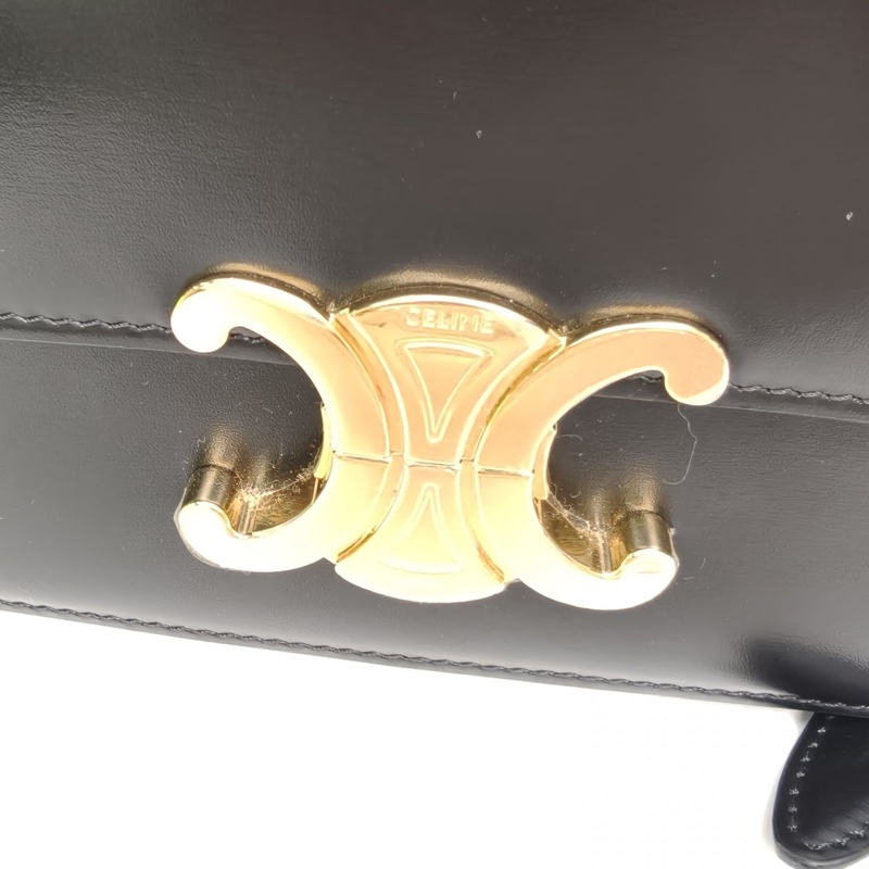 CELINE Triomphe凱旋門金屬鎖扣Teen18黑色牛皮金扣肩背包-4