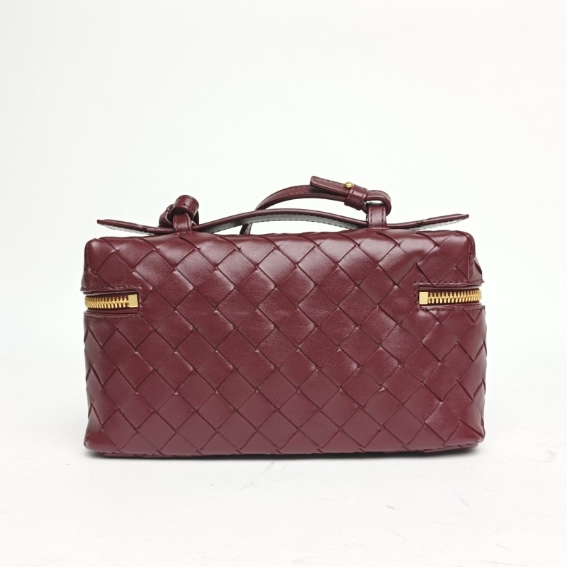 BOTTEGA VENETA vanity編織皮革化妝包酒紅色牛皮金扣肩背包-2