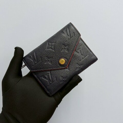 Louis Vuitton LV 三摺短夾