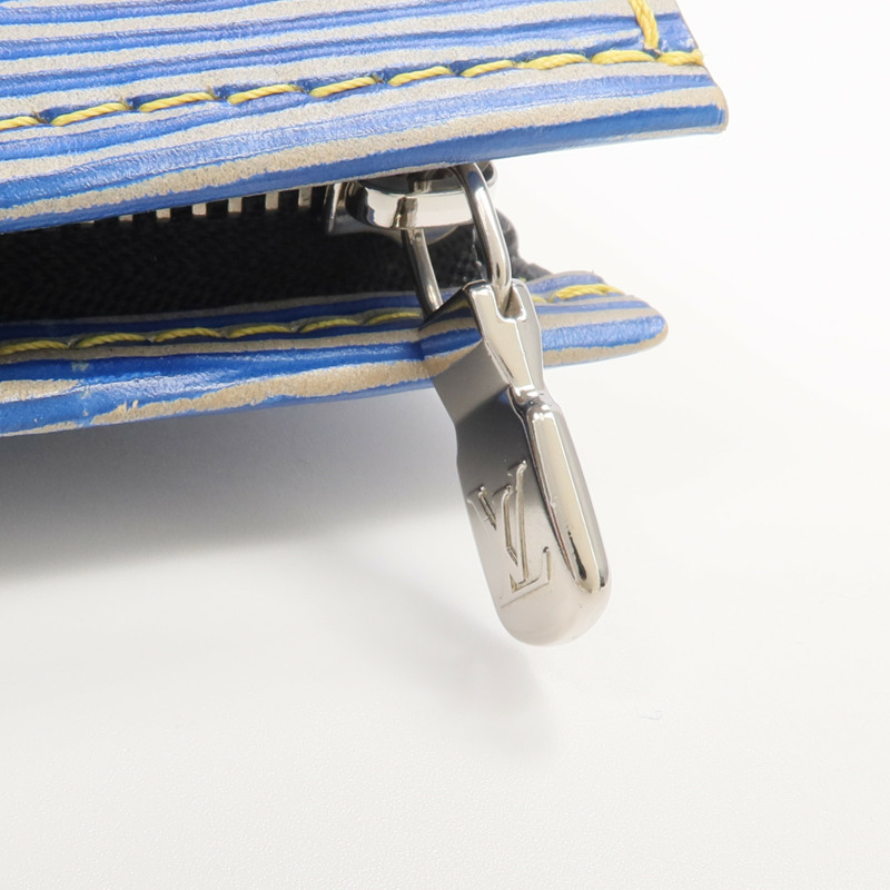 LOUIS VUITTON Epi Poche Toilette 26銀扣手拿包-9