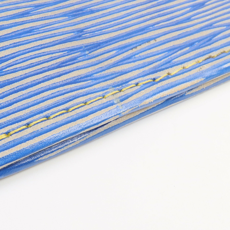 LOUIS VUITTON Epi Poche Toilette 26銀扣手拿包-13