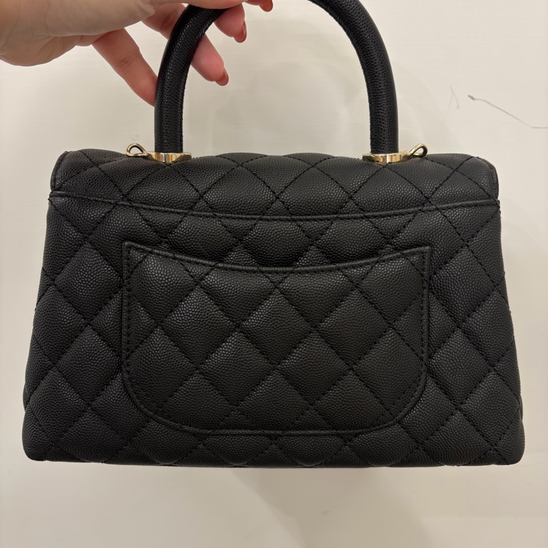 Chanel 黑荔枝皮淡金釦COCO HANDLE 小號A92990-1