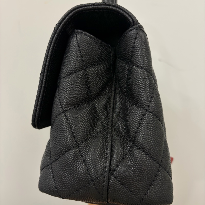 Chanel 黑荔枝皮淡金釦COCO HANDLE 小號A92990-3