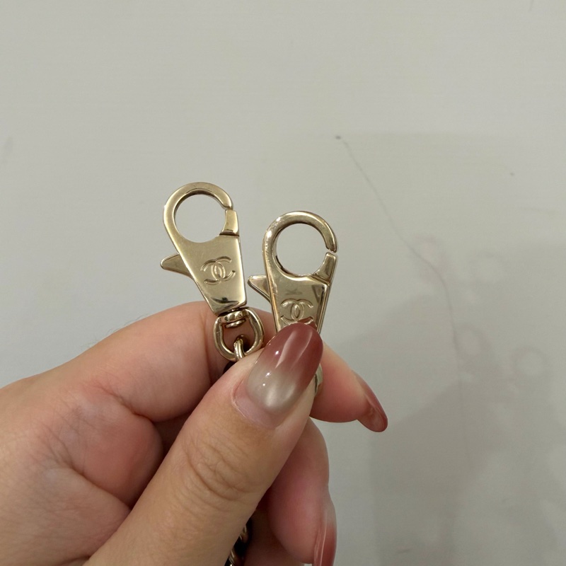 Chanel 黑荔枝皮淡金釦COCO HANDLE 小號A92990-13