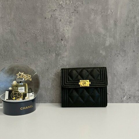 Chanel Boy 三摺短夾 黑金