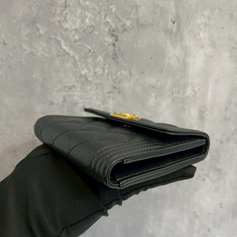 Chanel Boy 三摺短夾 黑金-3