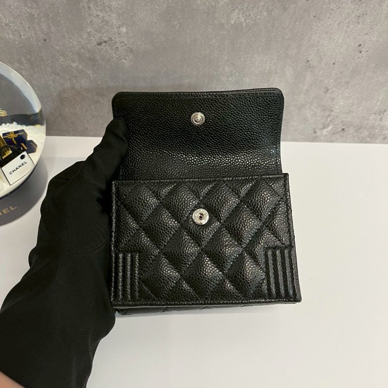 Chanel Boy 三摺短夾 黑銀 全新品-6
