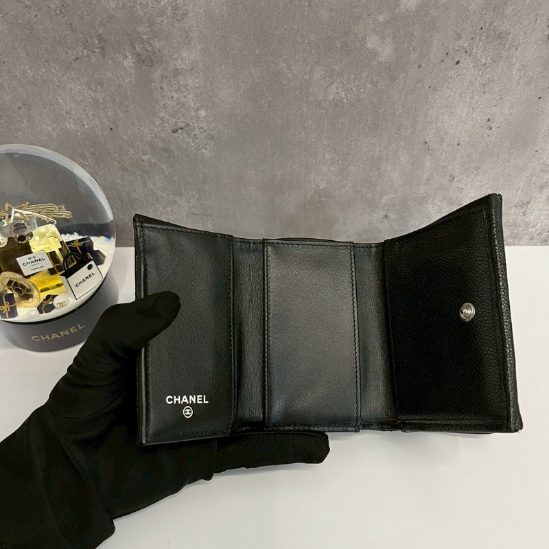 Chanel Boy 三摺短夾 黑銀 全新品-7